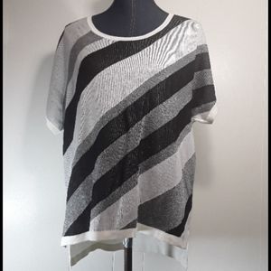 Worthington short sleeve diagonal striped large blouse